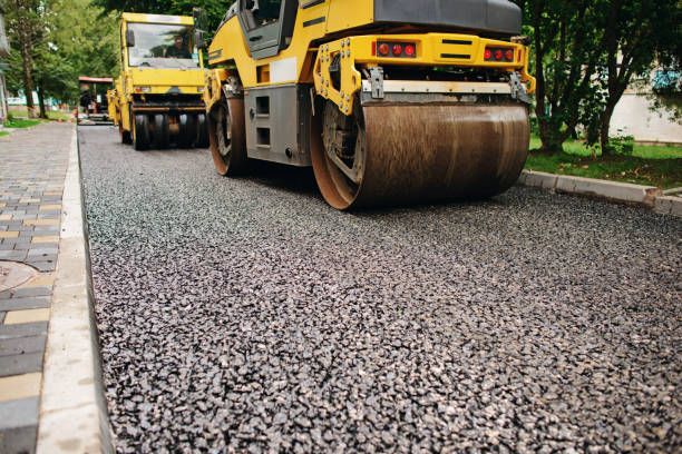 Best Driveway Paving Contractor  in Spring Green, WI